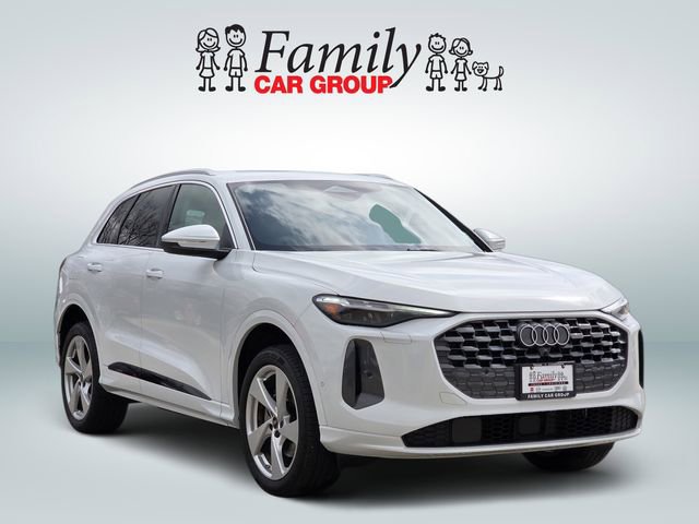 Used 2025 Audi Q5 Premium Plus image 2