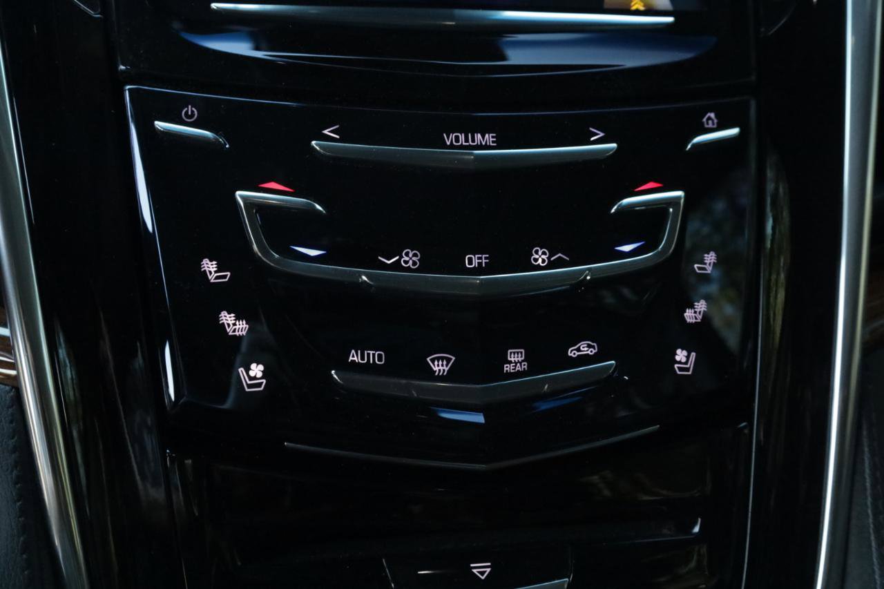 Used 2016 Cadillac Escalade Luxury image 10