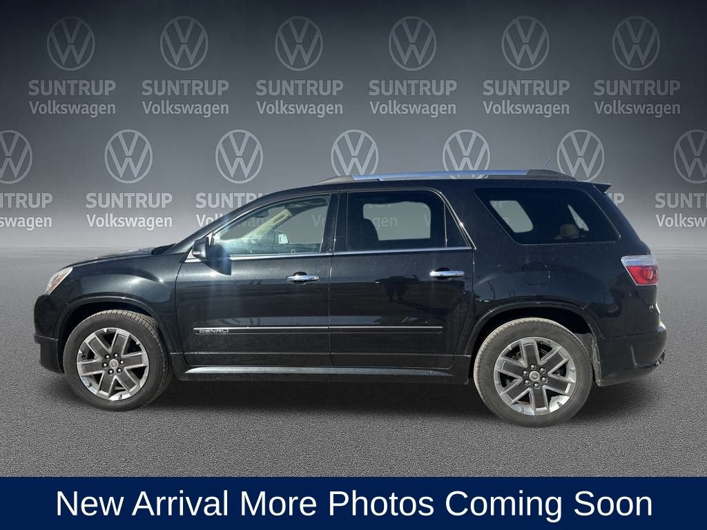 Used 2012 GMC Acadia Denali image 2