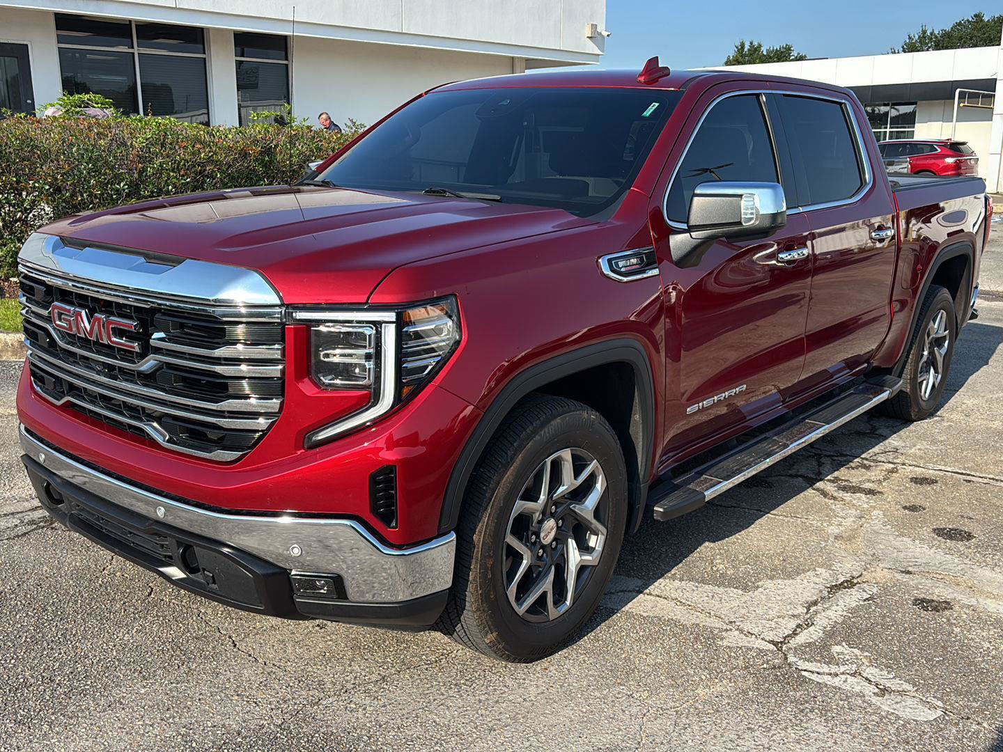 Used 2024 GMC Sierra 1500 SLT w/ SLT Premium Plus Package RWD image 3