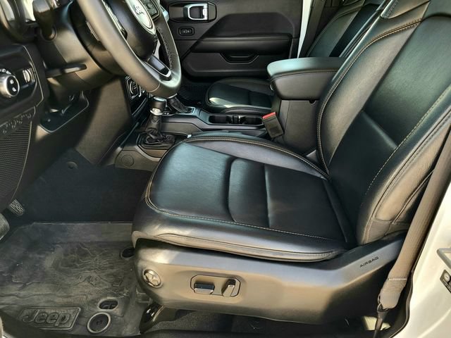 Used 2025 Jeep Gladiator Sport AWD/4WD image 19