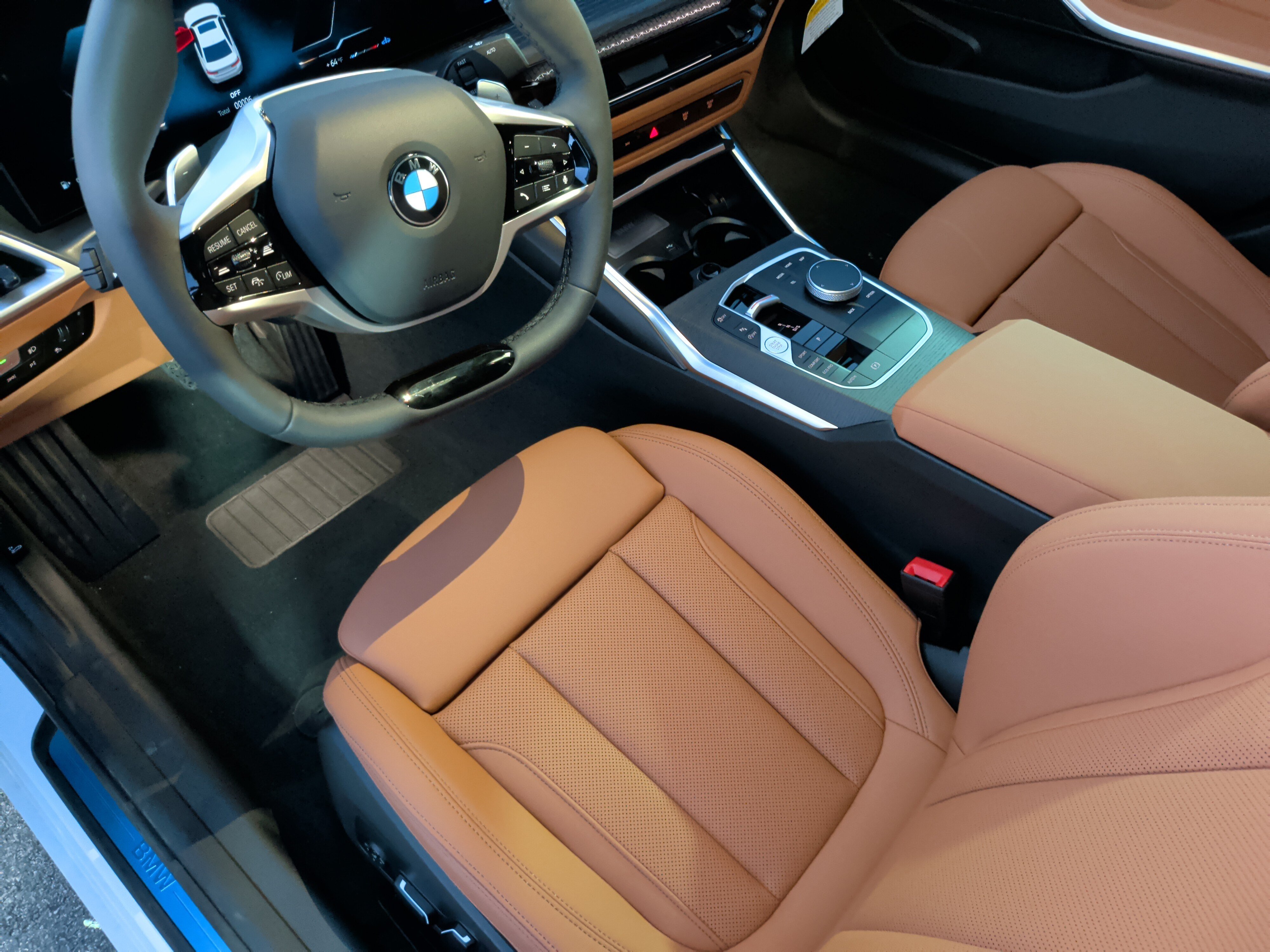 Used 2026 BMW 330i Sedan w/ Premium Package RWD image 15