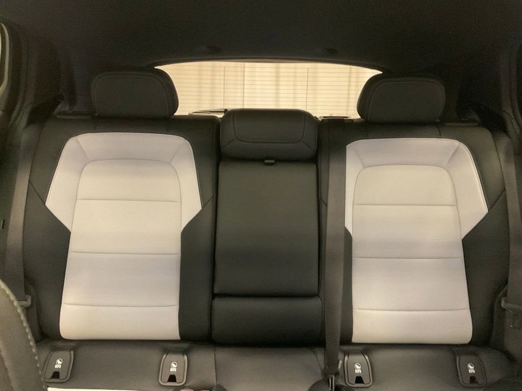 Used 2025 Chevrolet Equinox EV LT w/ Convenience Package II AWD/4WD image 33