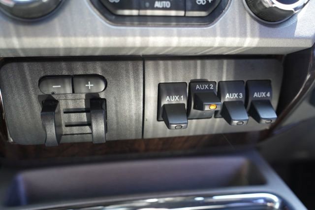 Used 2015 Ford F250 Platinum w/ FX4 Off-Road Package AWD/4WD image 30