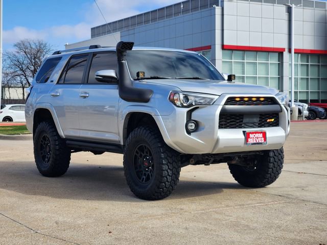 Used 2023 Toyota 4Runner SR5 Premium w/ Moonroof Package image 2