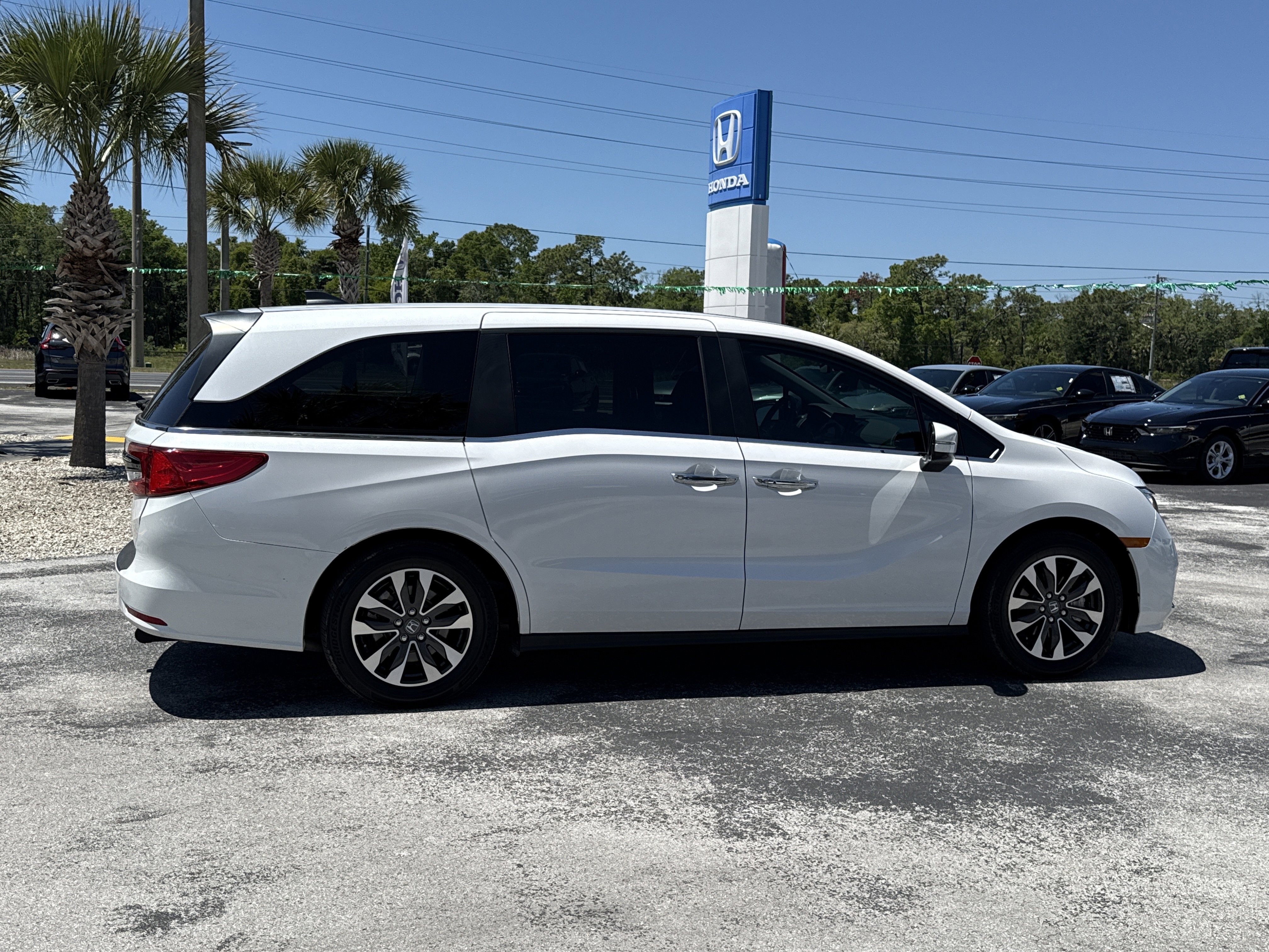Certified 2024 Honda Odyssey EX-L image 6