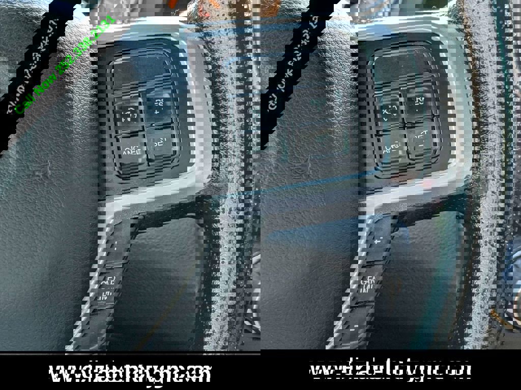 Used 2021 RAM 2500 Big Horn image 25