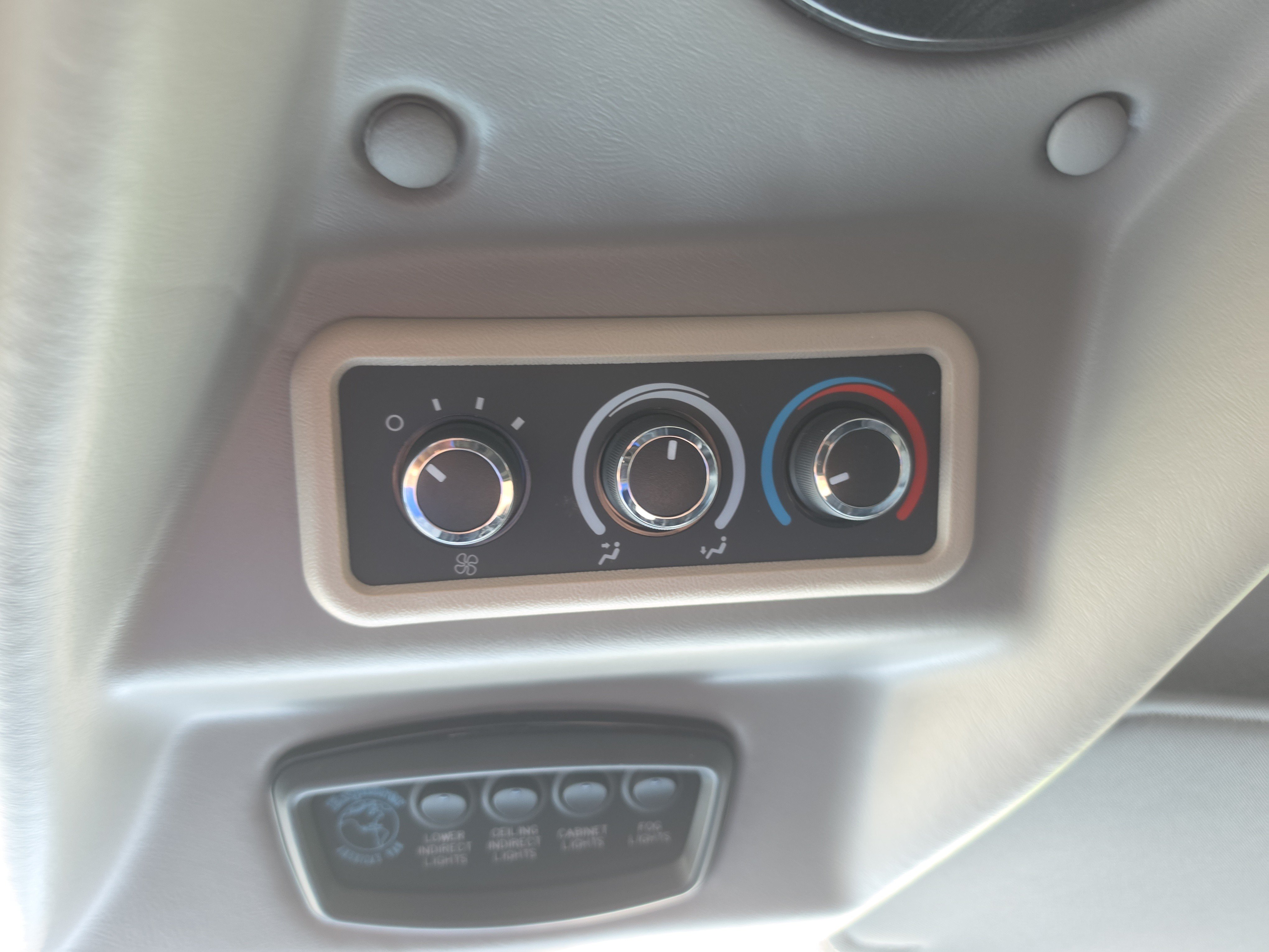 Used 2021 Chevrolet Express 2500 LS w/ Enhanced Convenience Package RWD image 38