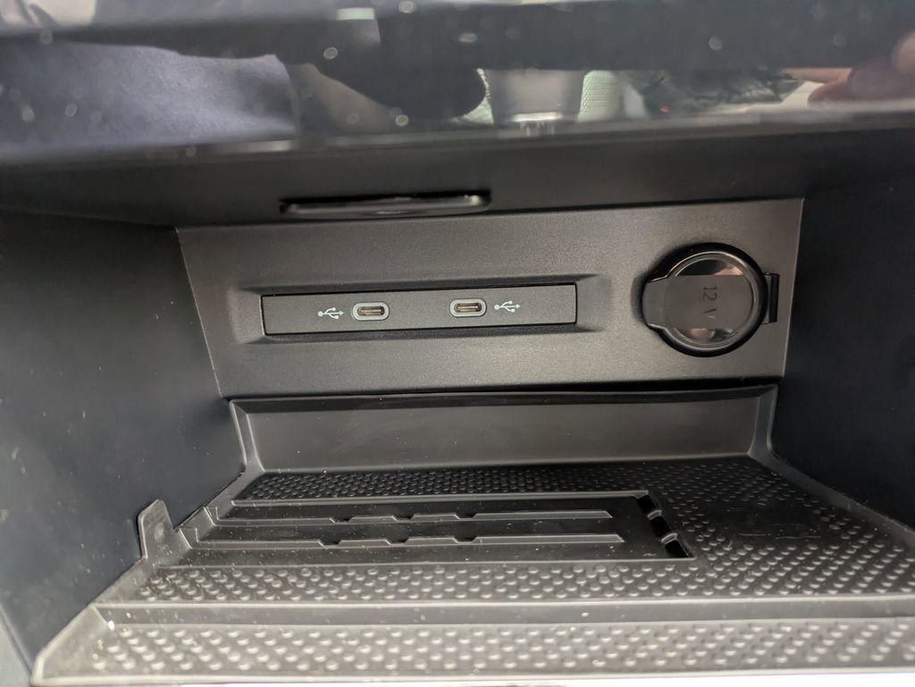 New 2026 Volkswagen Taos SE AWD/4WD image 26