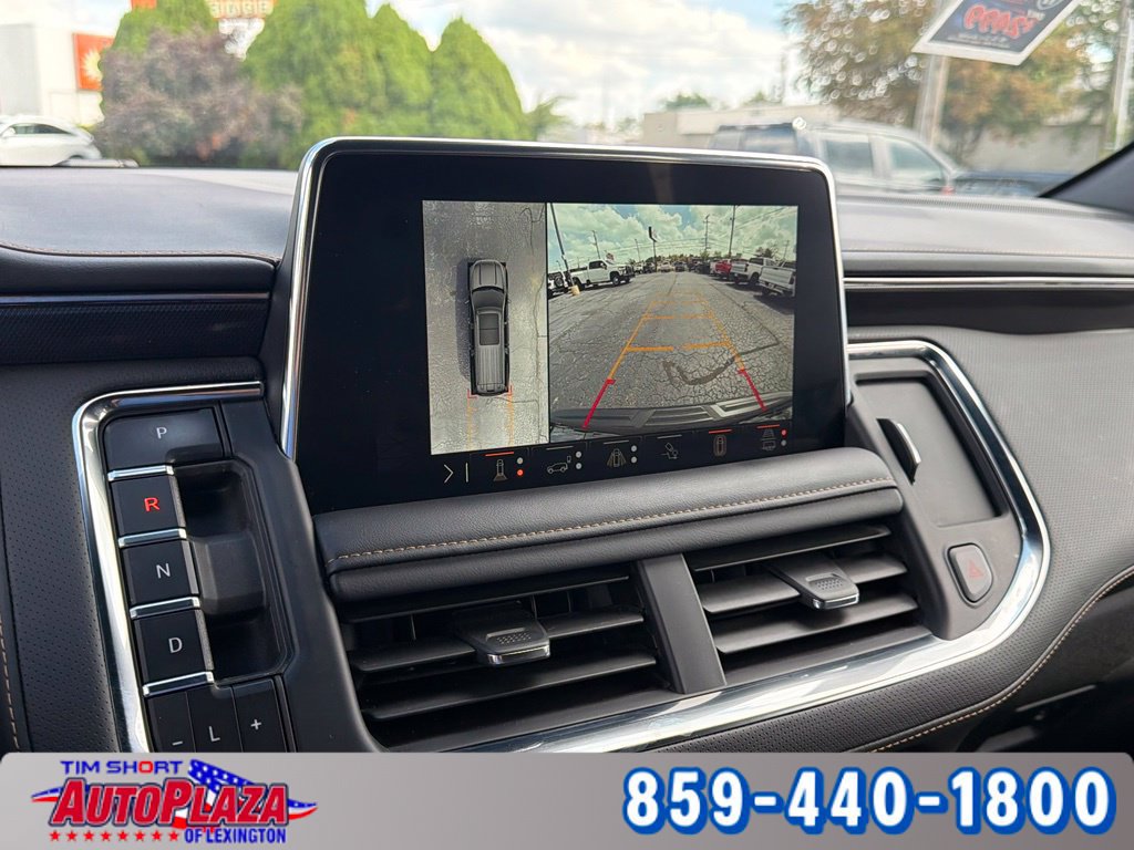 Used 2024 GMC Yukon XL AT4 w/ AT4 Premium Plus Package AWD/4WD image 28