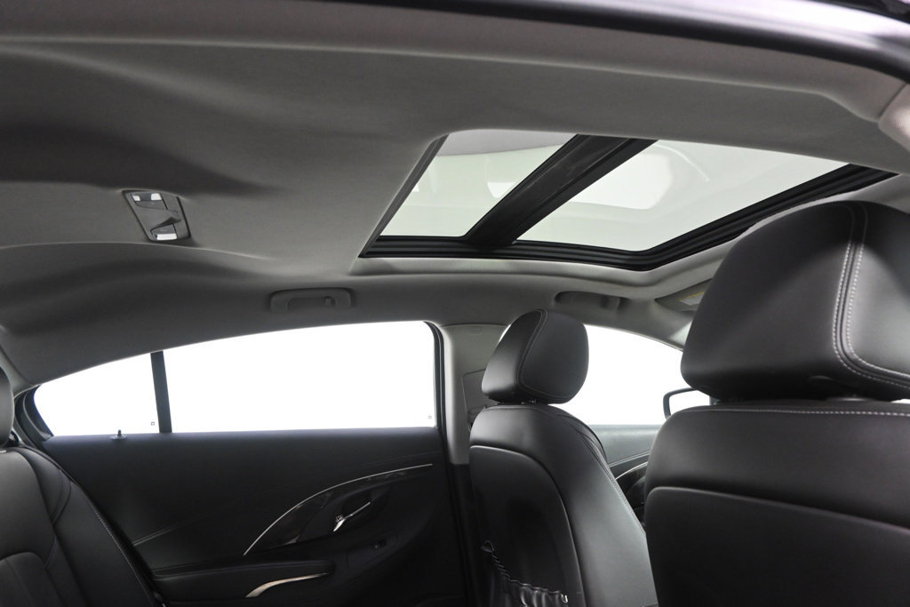 Used 2016 Buick LaCrosse Leather FWD image 17