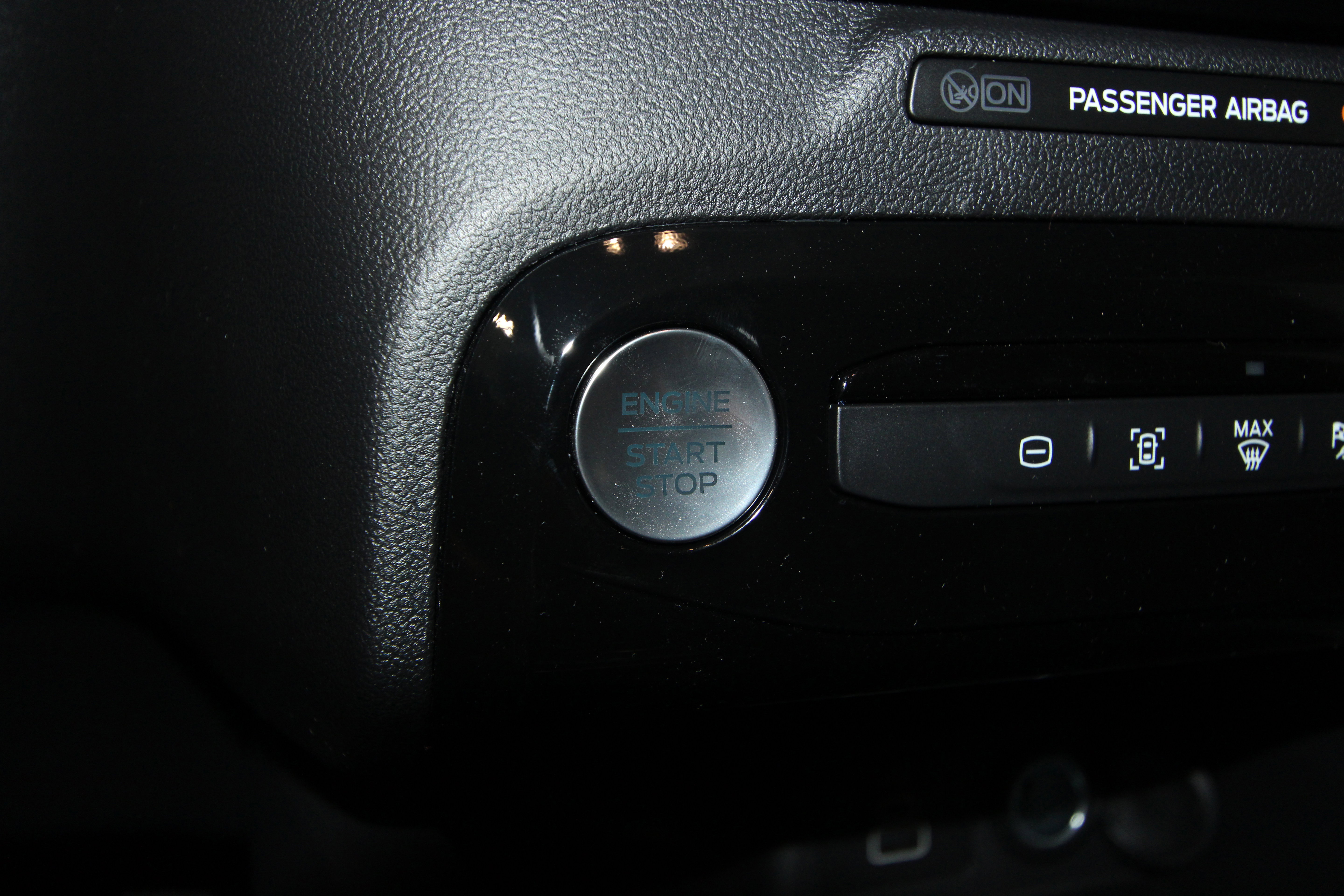 New 2026 Ford Escape ST-Line Select image 12