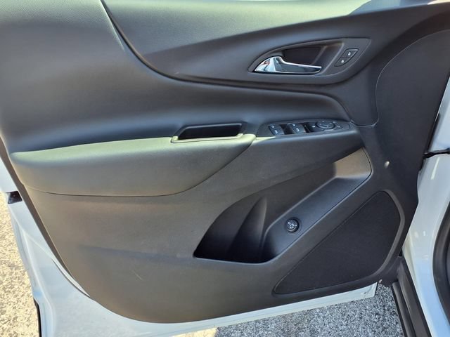Used 2023 Chevrolet Equinox LT FWD image 43