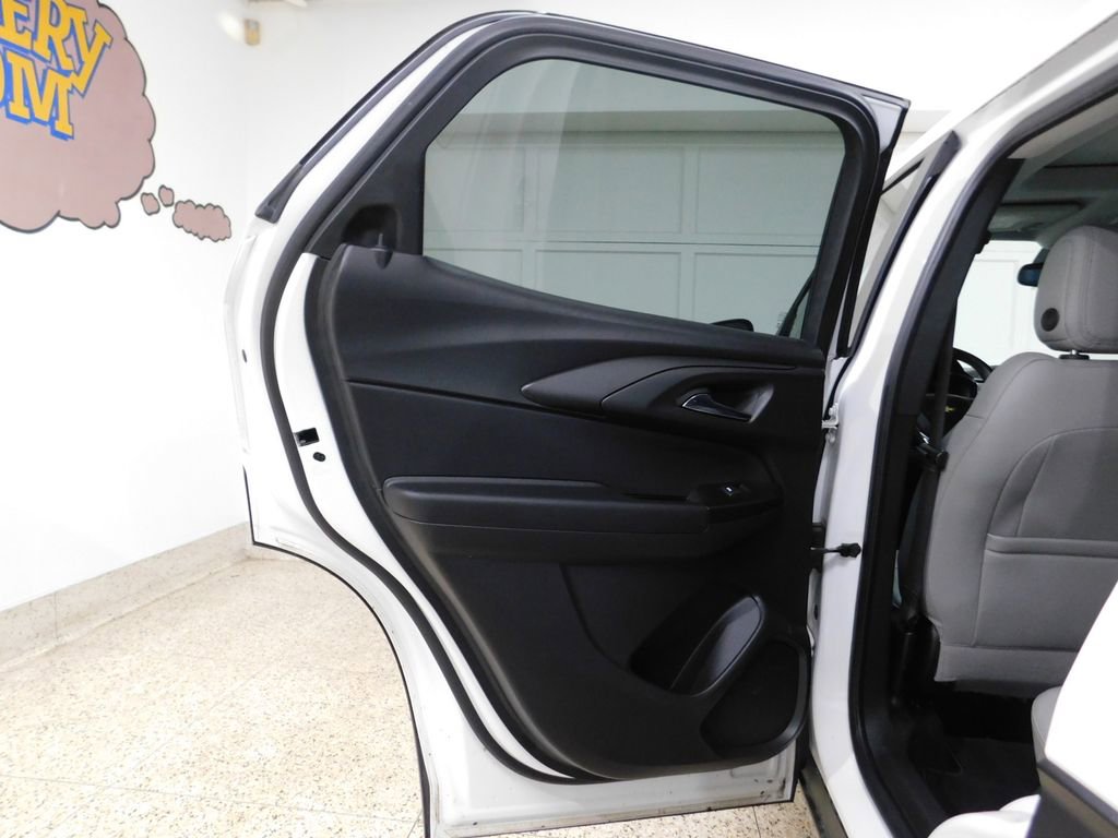 Used 2021 Chevrolet TrailBlazer LT w/ Sun and Liftgate Package AWD/4WD image 62