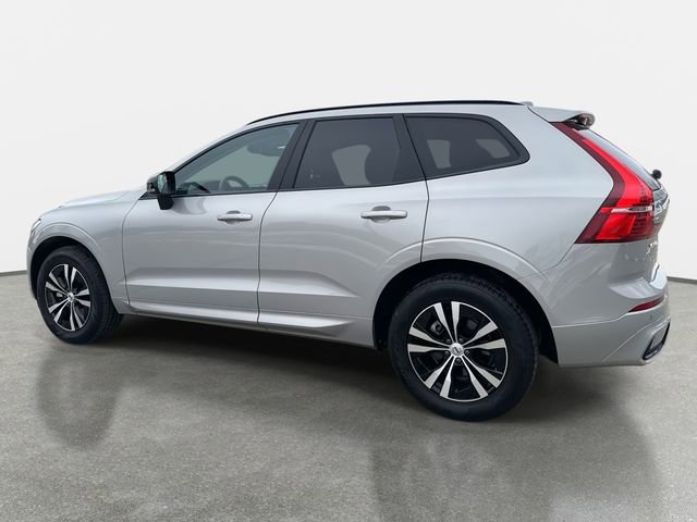 Used 2024 Volvo XC60 B5 Core image 2