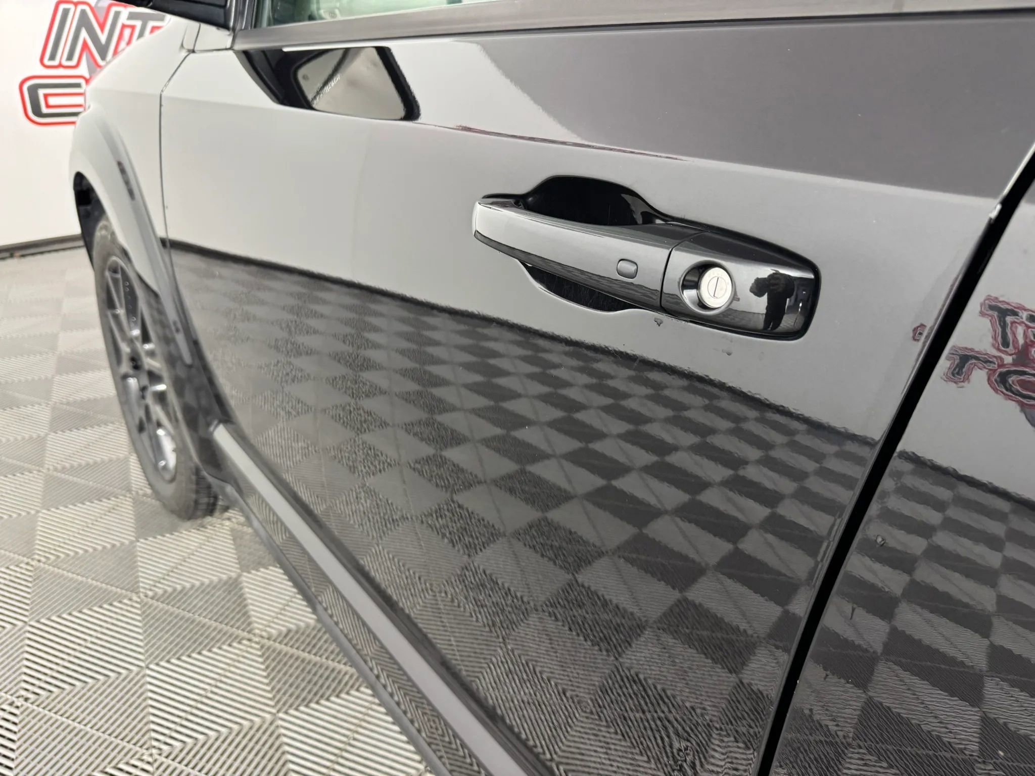 Used 2013 Dodge Journey SXT w/ Flexible Seating Group AWD/4WD image 25