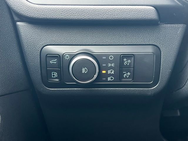 New 2026 Ford Escape SE image 25