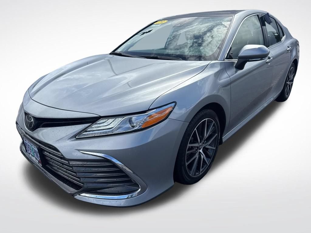 Used 2023 Toyota Camry XLE w/ Navigation Package AWD/4WD image 3
