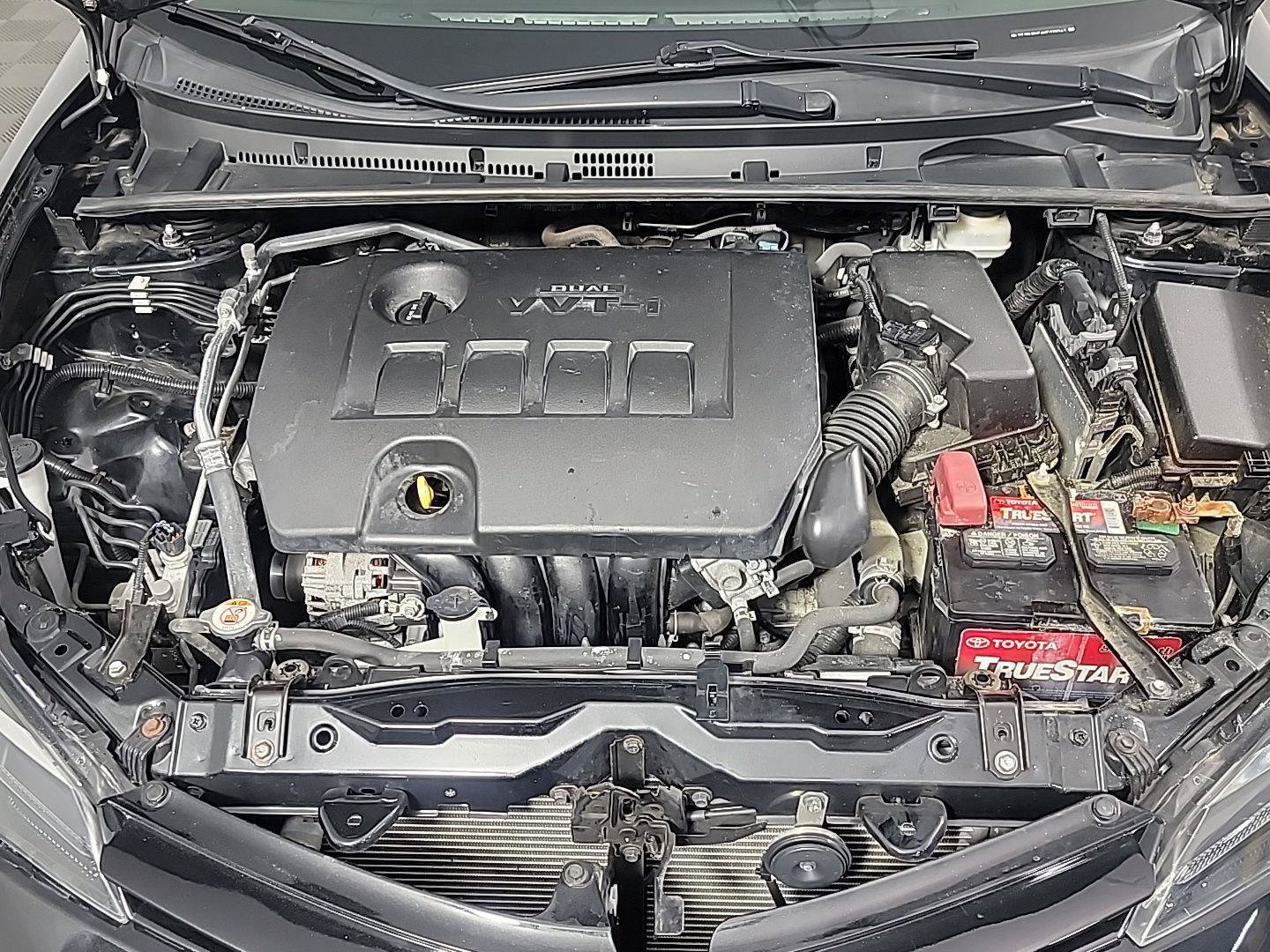 Used 2019 Toyota Corolla LE FWD image 14