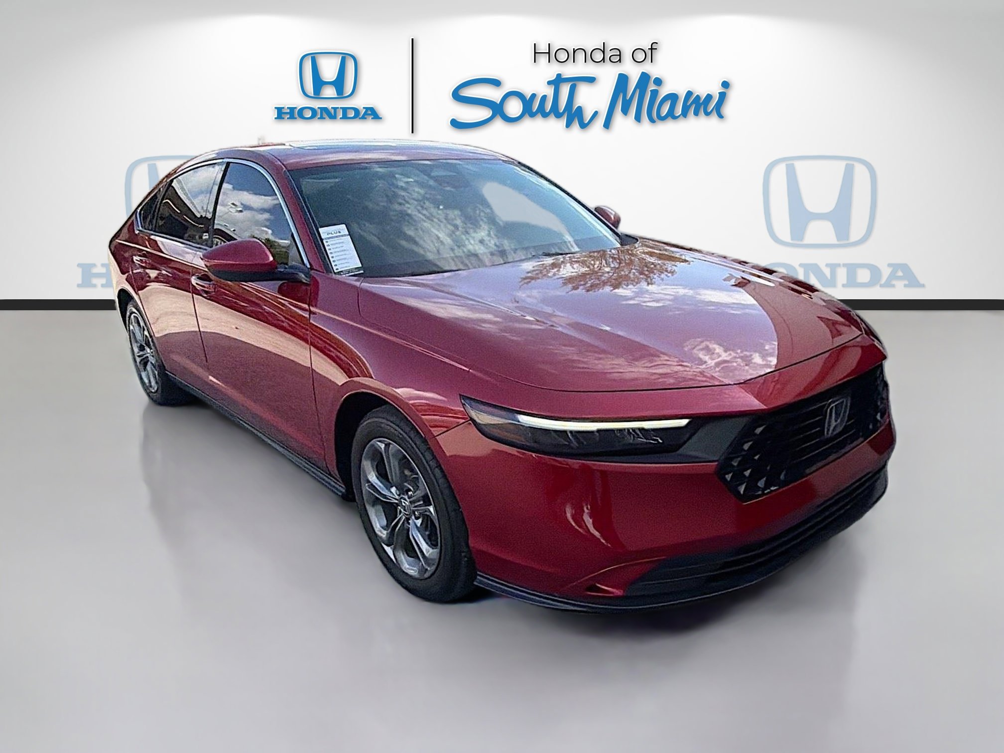 Used 2023 Honda Accord EX image 1
