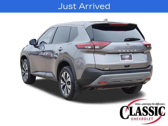 Used 2023 Nissan Rogue SV FWD image 4