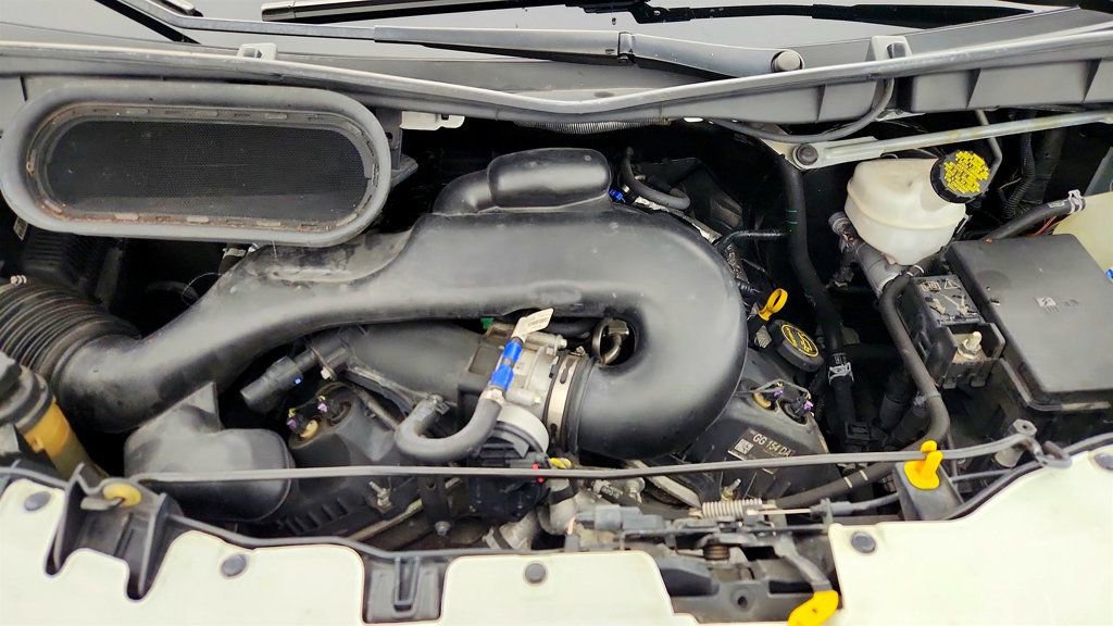 Used 2019 Ford Transit 150 130 Low Roof RWD image 31