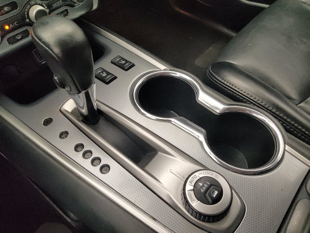 Used 2018 Nissan Pathfinder SL AWD/4WD image 26