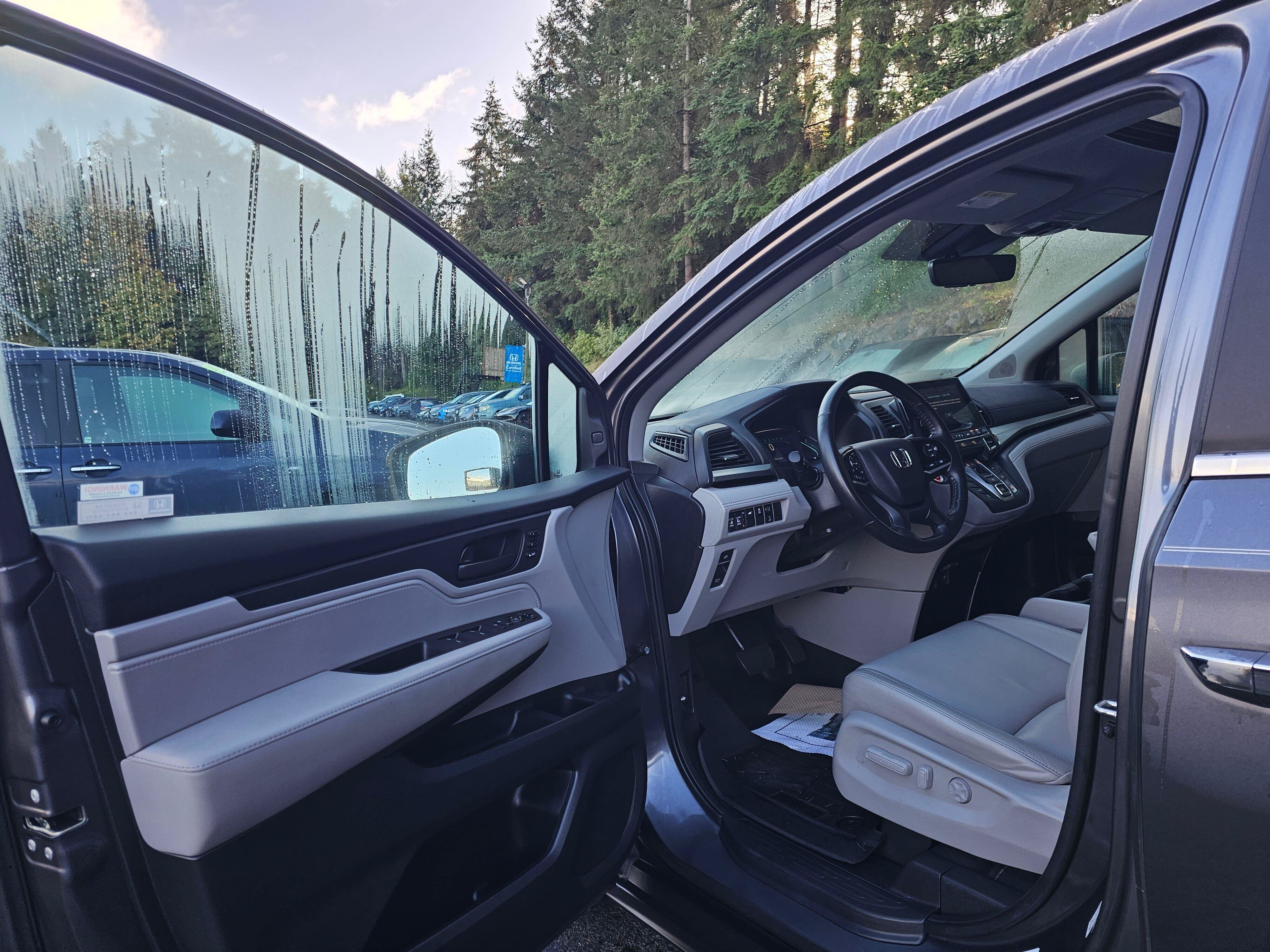 Used 2018 Honda Odyssey EX-L image 22