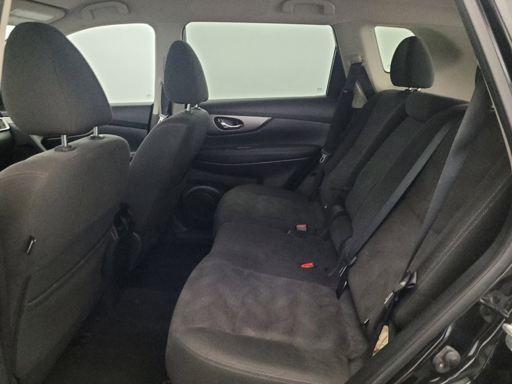 Used 2016 Nissan Rogue SV w/ SV Premium Package AWD/4WD image 18
