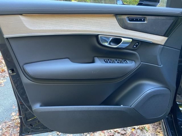 New 2026 Volvo XC90 B6 Plus AWD/4WD image 12