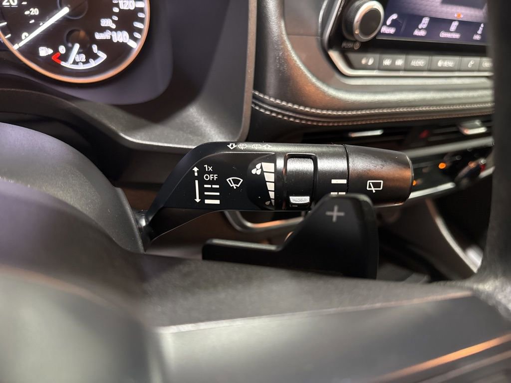 Used 2023 Nissan Rogue S image 16