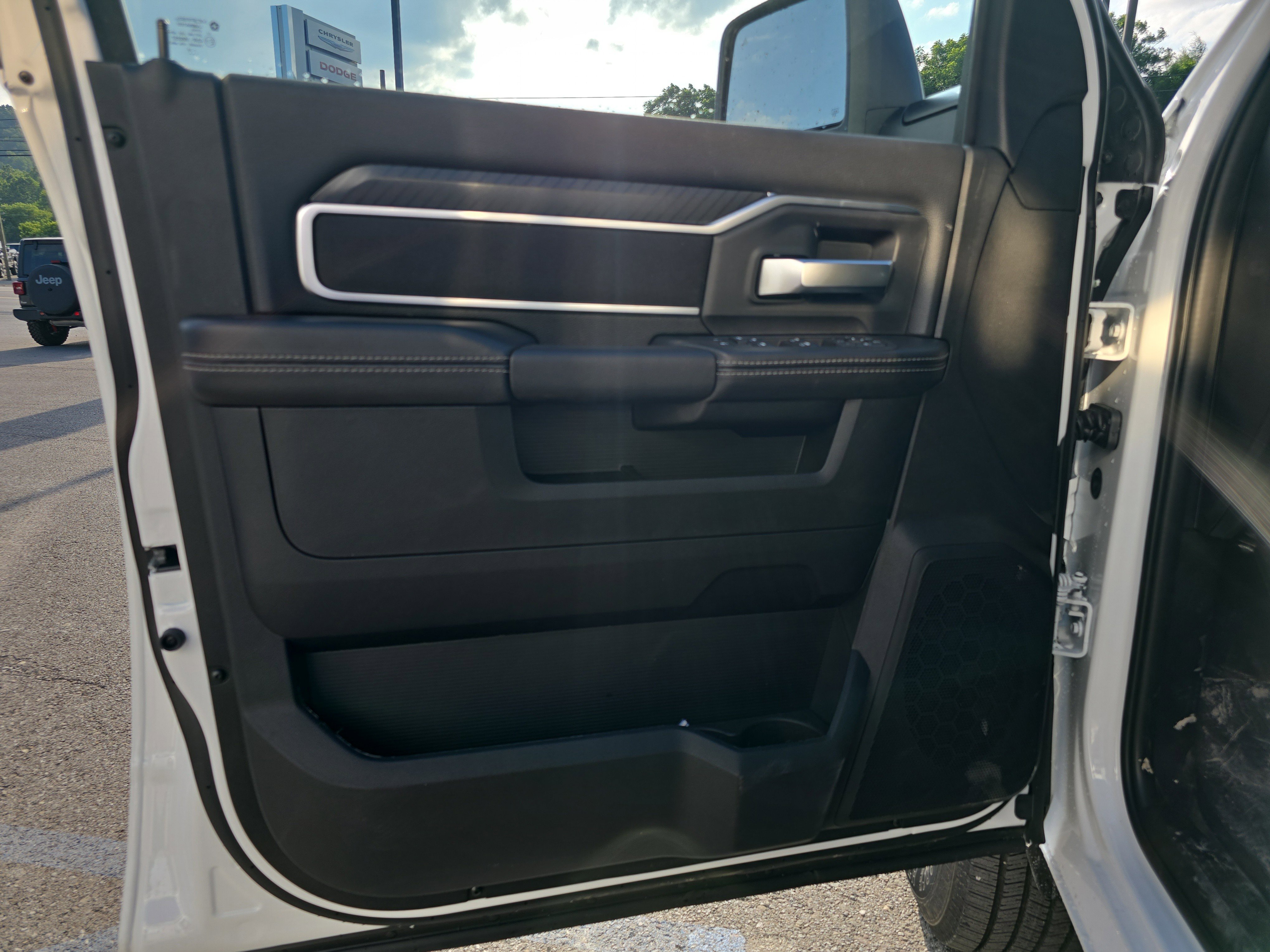 New 2025 RAM 2500 Big Horn image 17