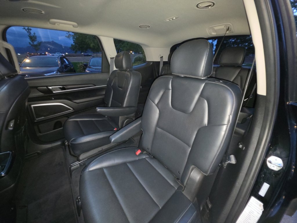 Used 2025 Kia Telluride S AWD/4WD image 23