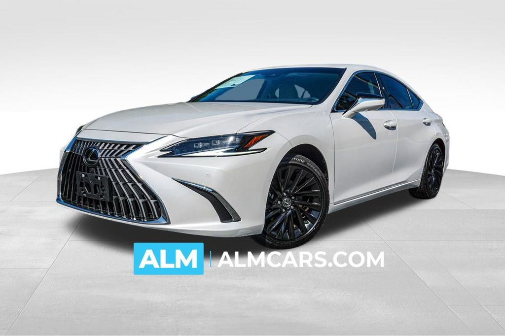 Used 2024 Lexus ES 300h w/ Luxury Package