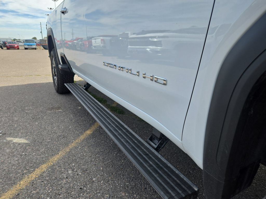 Used 2026 GMC Sierra 3500 Denali w/ Denali Reserve Package AWD/4WD image 18