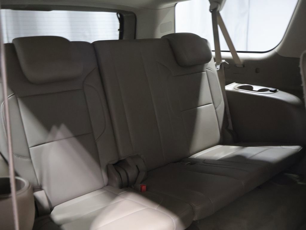 Used 2015 Chevrolet Suburban LTZ AWD/4WD image 24