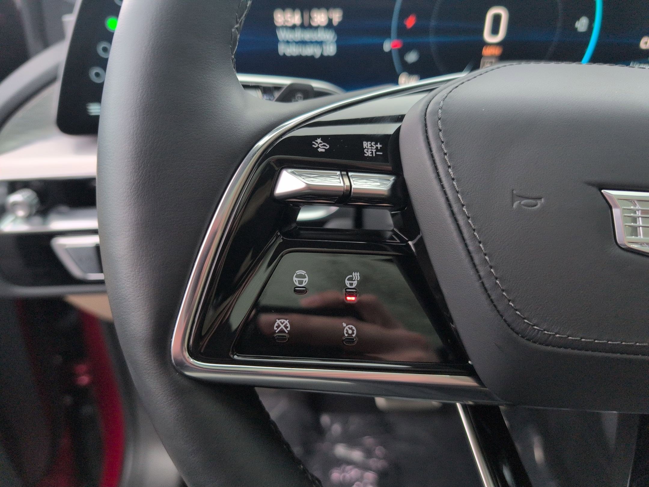 Used 2025 Cadillac Lyriq Luxury image 18