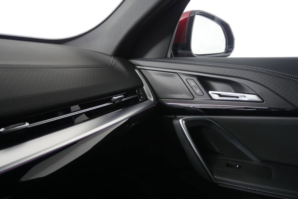 Certified 2024 BMW X2 xDrive28i image 31