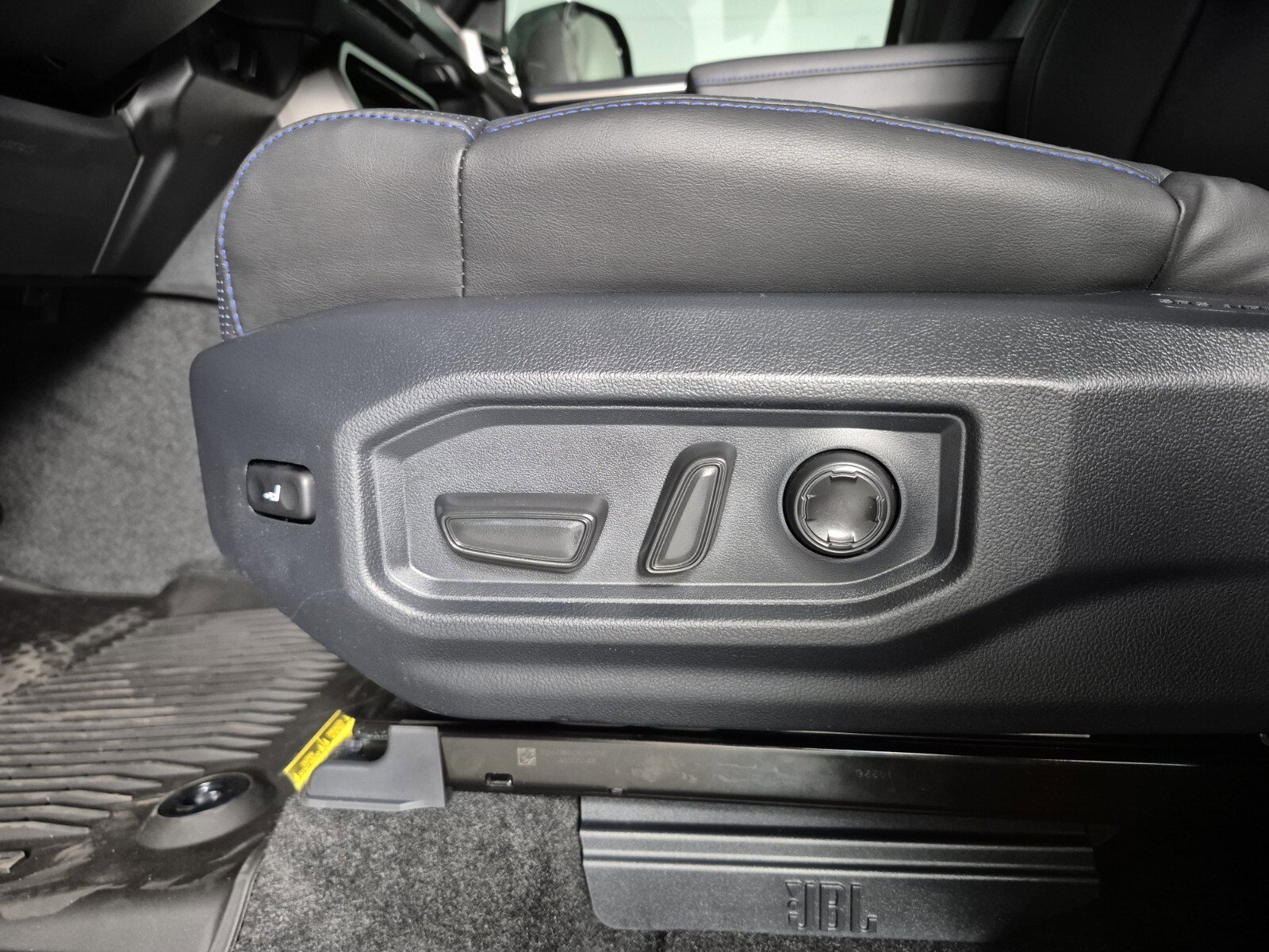 New 2026 Toyota Tundra Platinum image 17