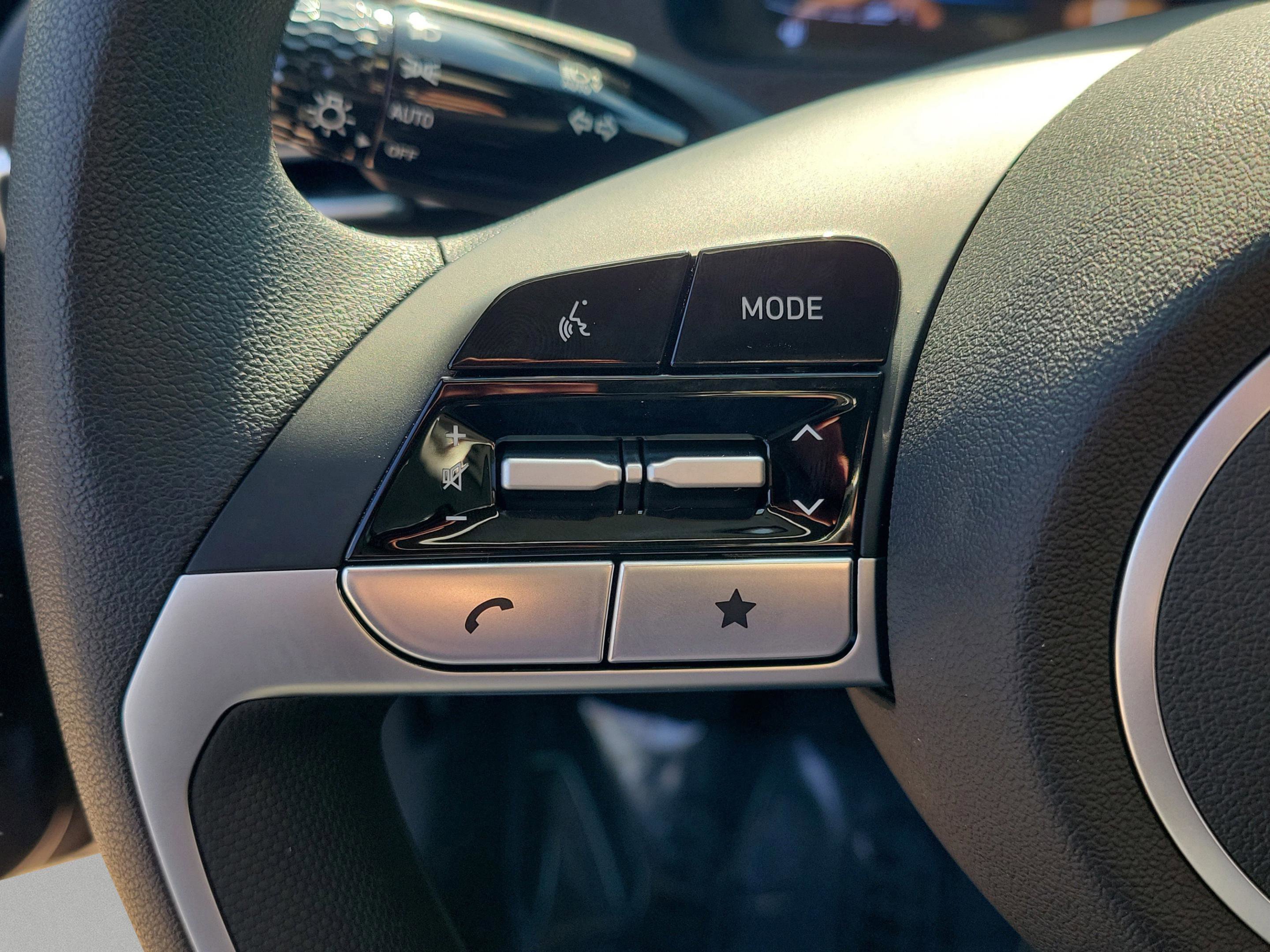 New 2026 Hyundai Elantra SE image 11