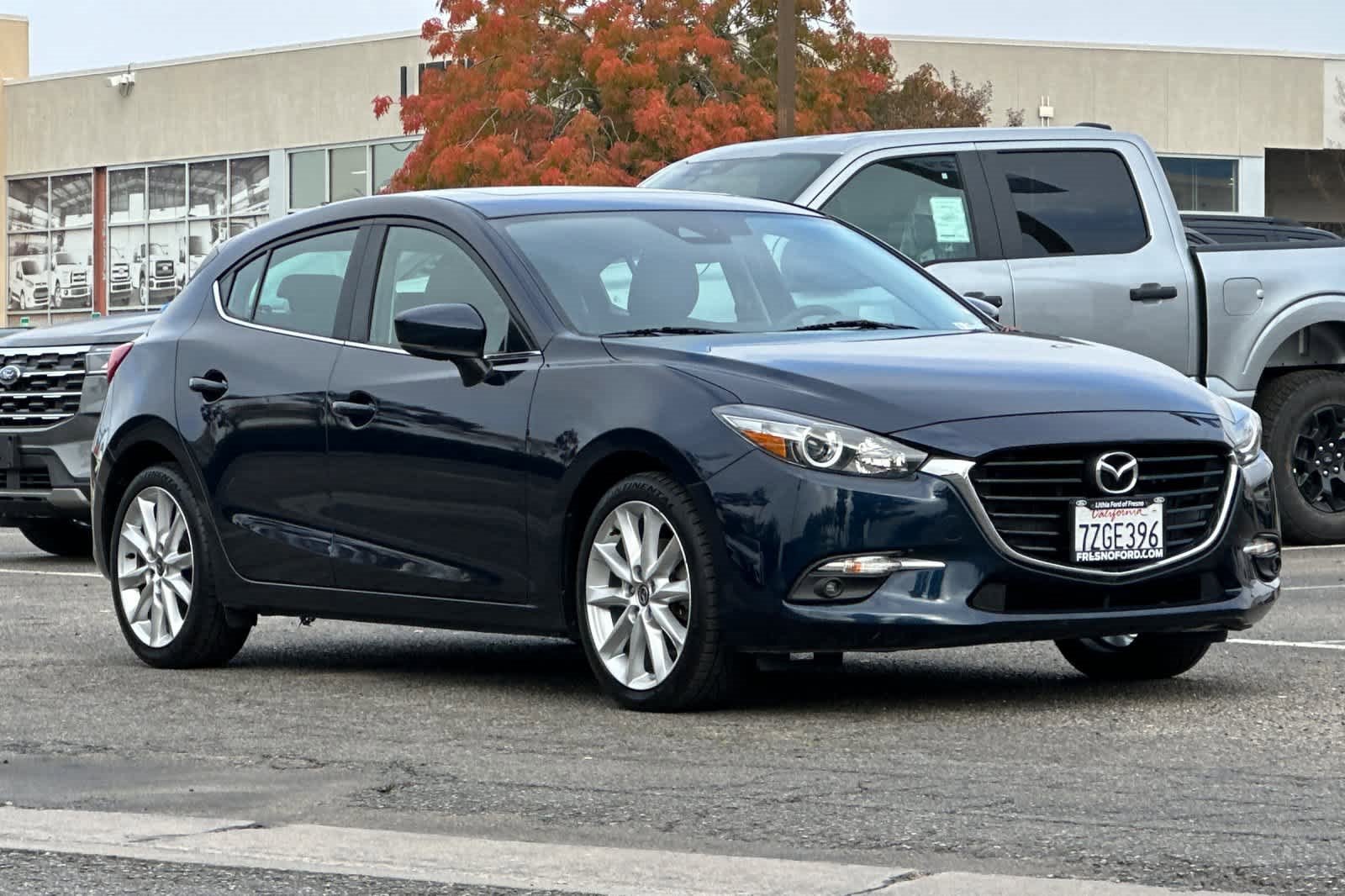 Used 2017 MAZDA MAZDA3 Grand Touring image 9