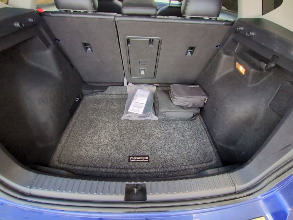 Used 2023 Volkswagen Taos SE image 31