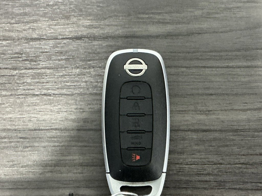 Used 2023 Nissan Versa SR w/ Trunk Package image 25