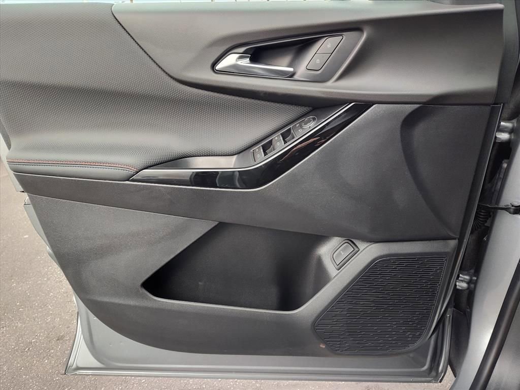 New 2026 Chevrolet Equinox RS image 10