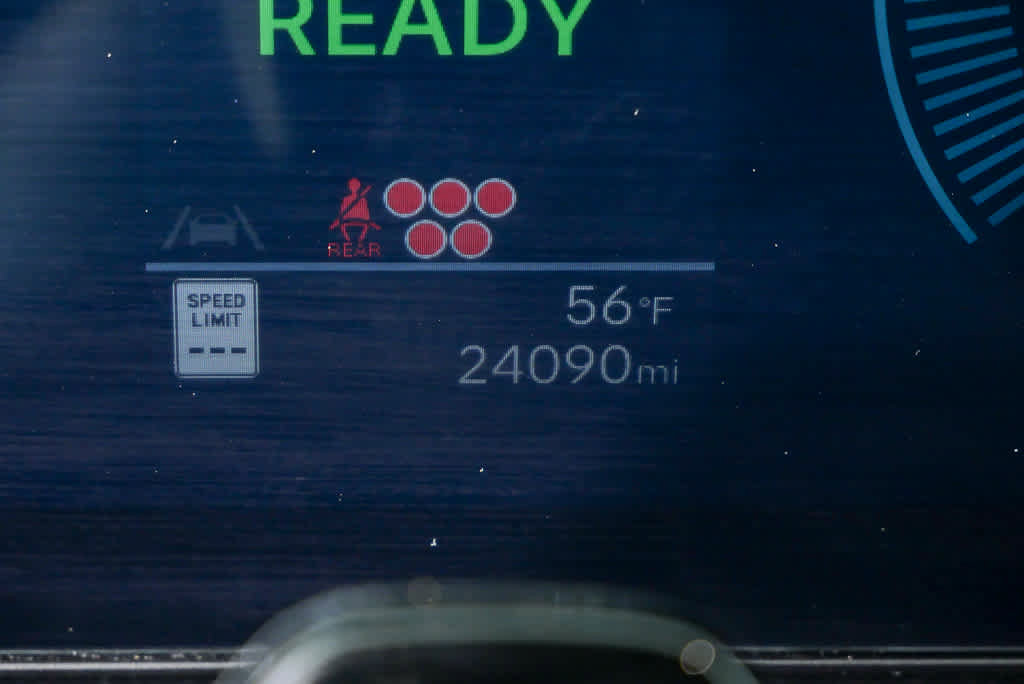 Certified 2024 Hyundai Santa Fe SEL image 11