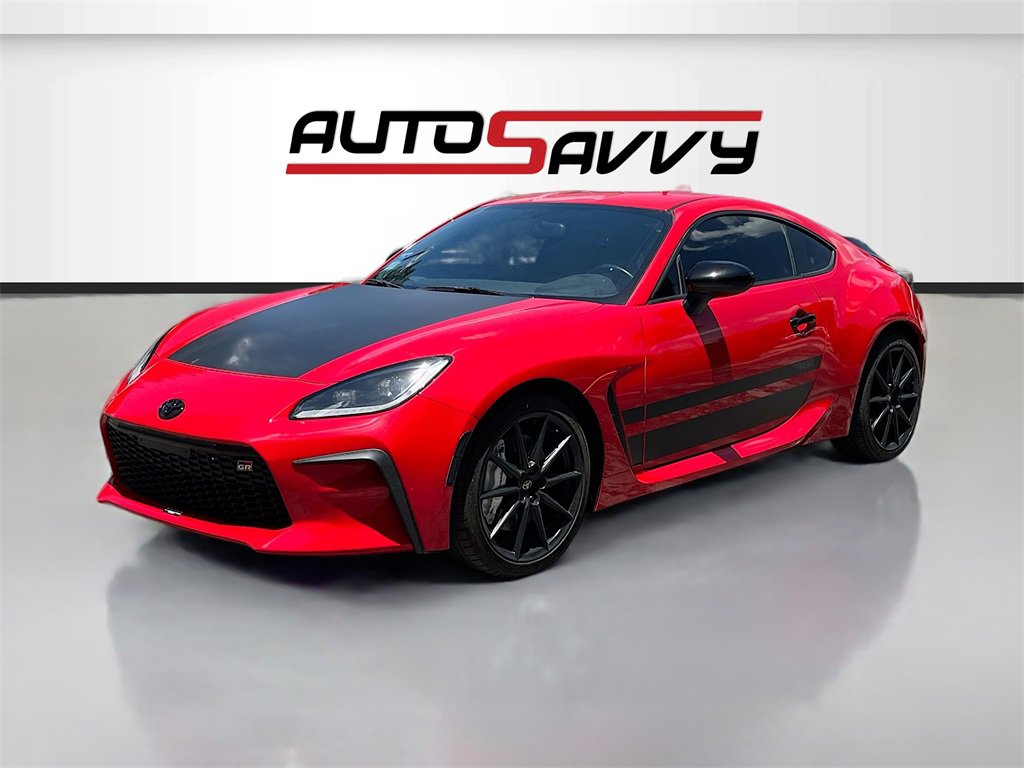Used 2024 Toyota GR86 TRUENO Edition image 3