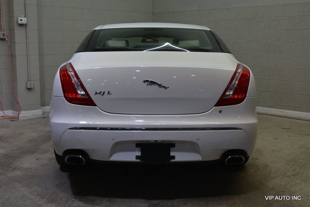 Used 2012 Jaguar XJ L image 36