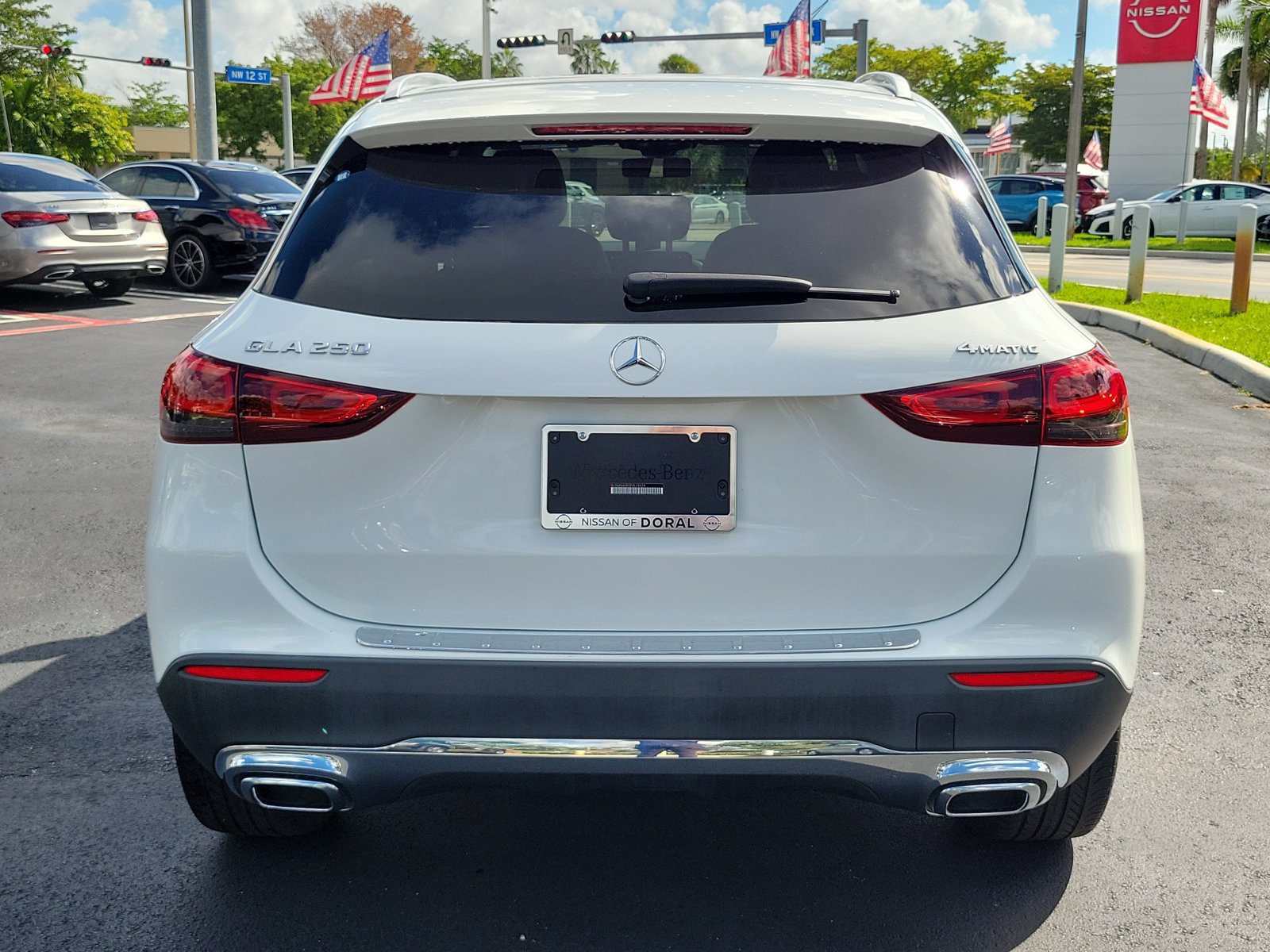 Used 2023 Mercedes-Benz GLA 250 4MATIC image 5