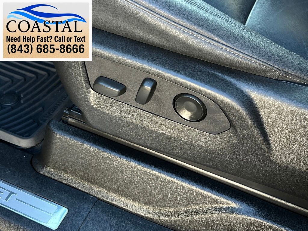 Used 2024 Chevrolet Tahoe Z71 w/ Luxury Package AWD/4WD image 11