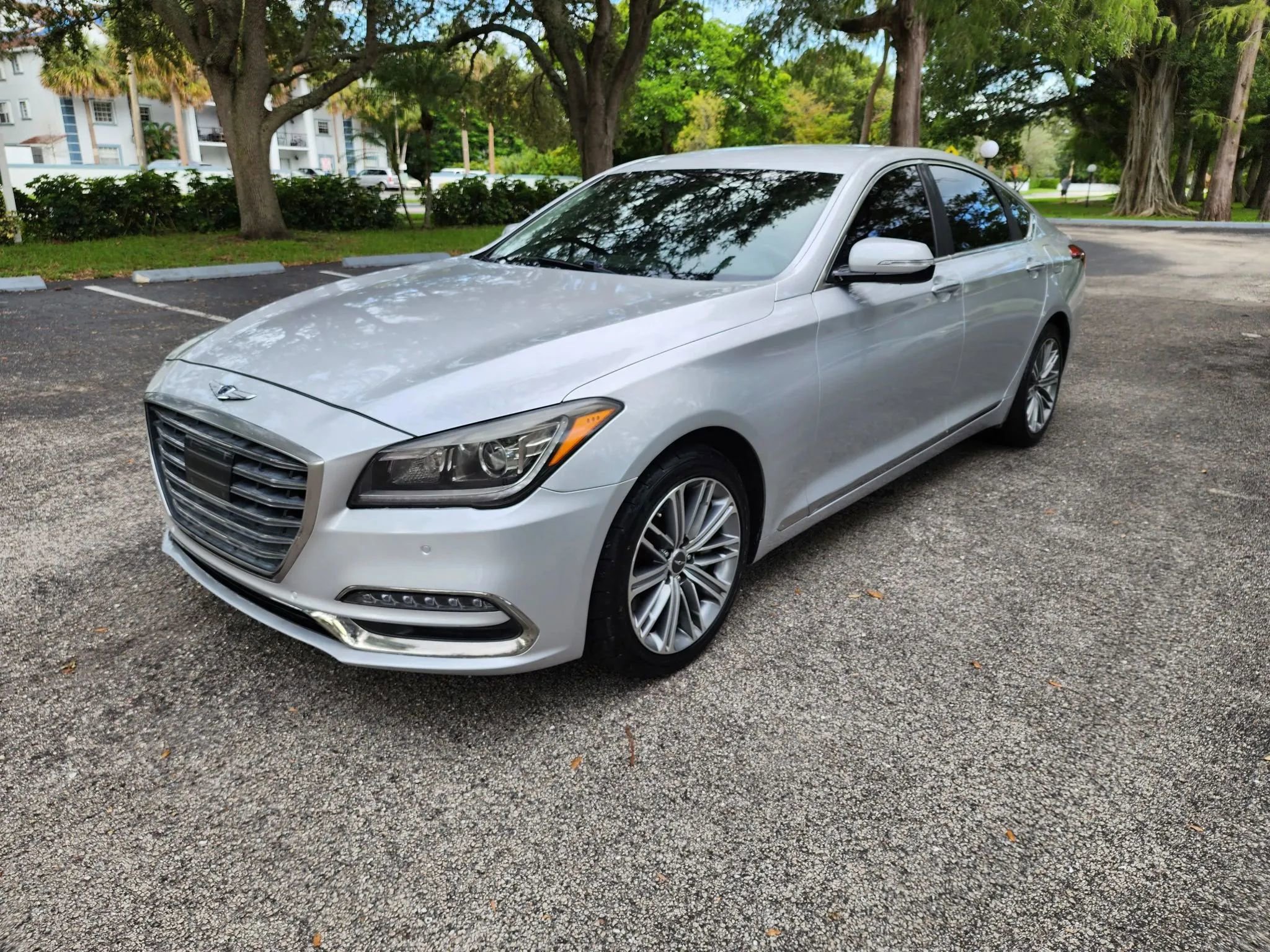 Used 2018 Genesis G80 3.8 image 1